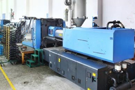 注塑機(jī)模具制作和更換步驟，讓設(shè)備更好運(yùn)行