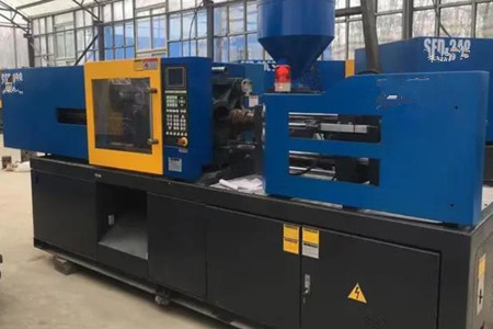 塑料注塑機(jī)操作期間需要注意哪些事項(xiàng)？